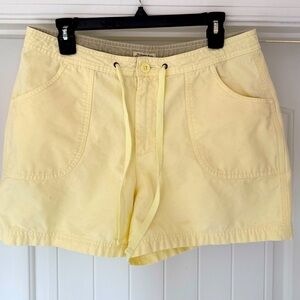 St John’s Bay - Women’s short size 12